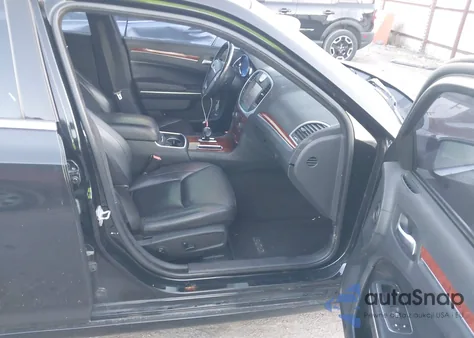 2013 Chrysler 300 Motown from USA, damaged, VIN 2C3CCARG3DH585611